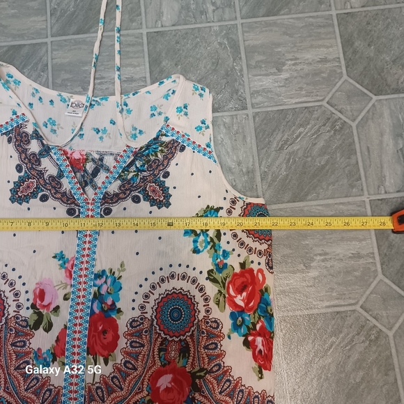 Bila Cream Sleeveless Ruffled Blouse Size XL - Picture 8 of 11